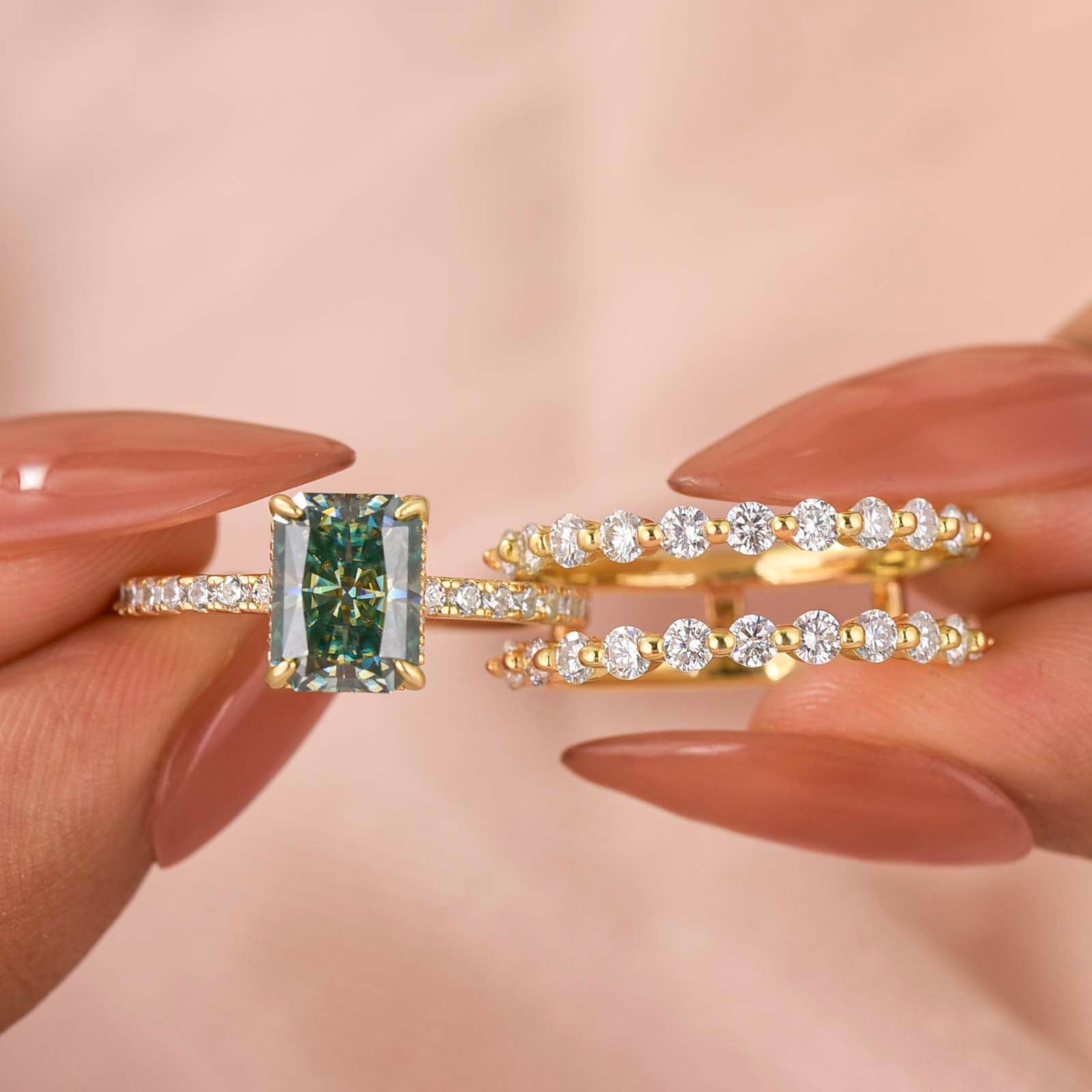 S925 Moissanite 2.0Ct~3.0Ct Radiant Cut/Round Cut Green Hidden Halo Vintage Enhancer Ring Sets For Everyday Wear
