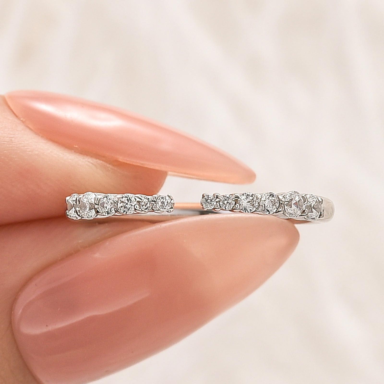 S925 Round Cut White Gold Open Wedding Band For Woman - louilyjewelry