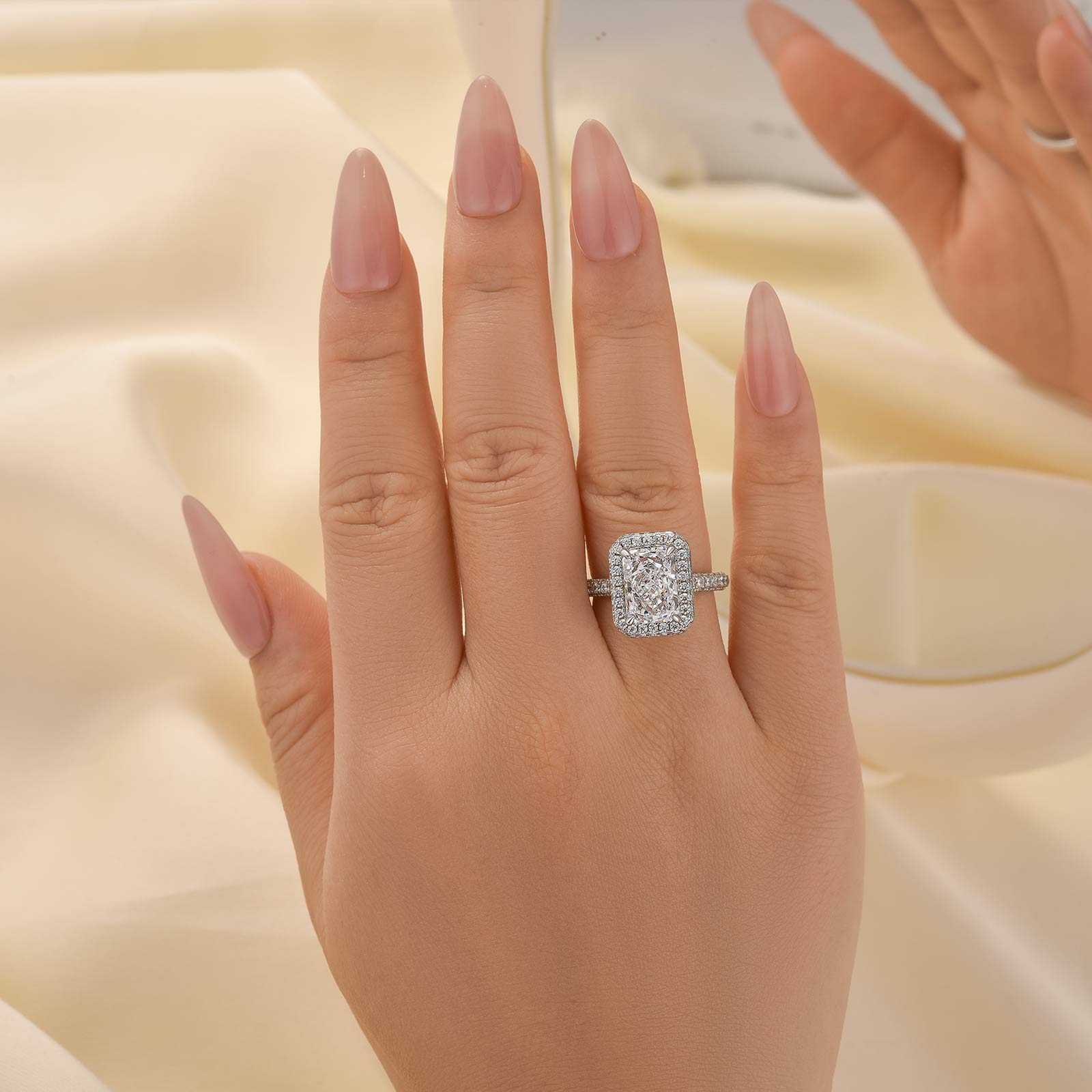 Louily 3.5 Carat Simulated Diamond Halo Radiant Cut Engagement Ring - louilyjewelry