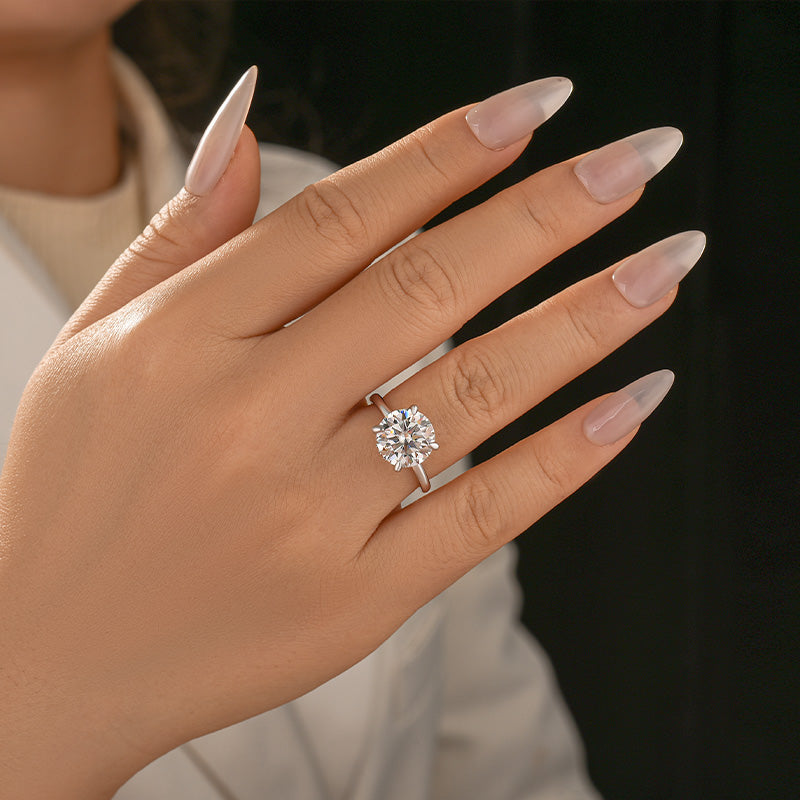 Louily Moissanite 2.0~4.0 Carat Round Cut Promise Ring