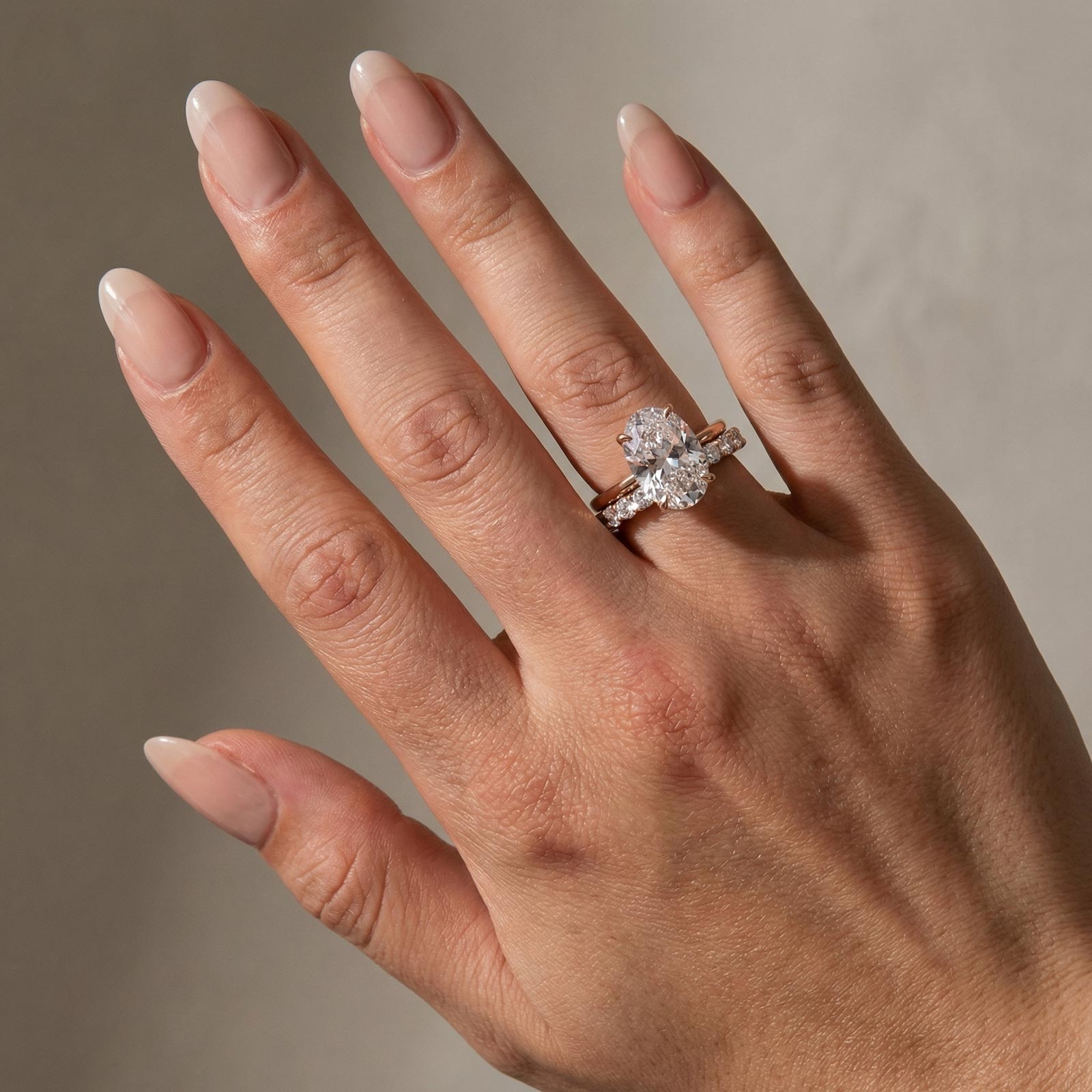 S925 4.5Ct Oval Cut Solitaire Engagement Ring in Sterling Silver with Open Round Cut Eternity Wedding Band