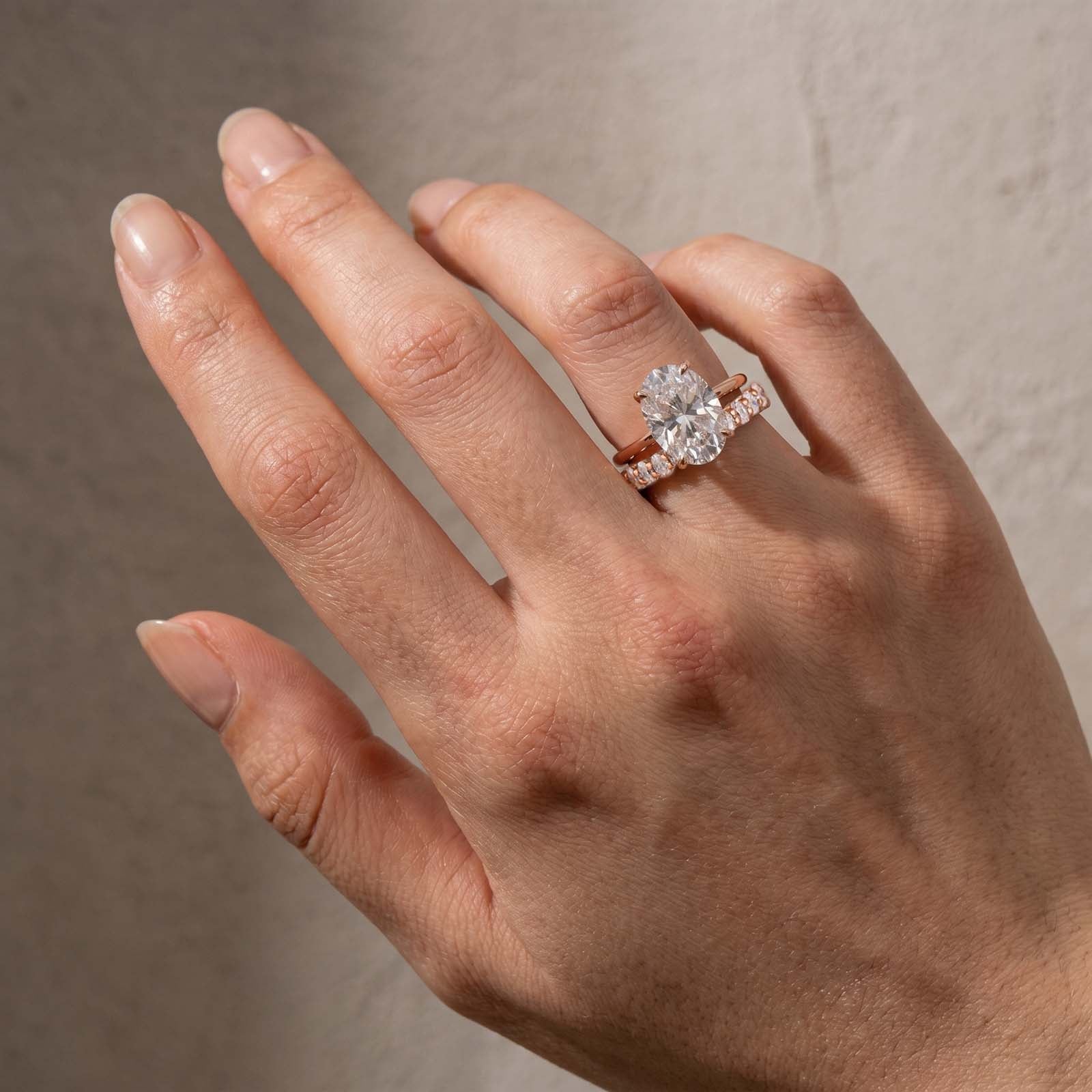 S92Moissanite 5.5 Ct Hidden Halo Oval Cut Engagement Ring With Eternal Oval Cut Ring