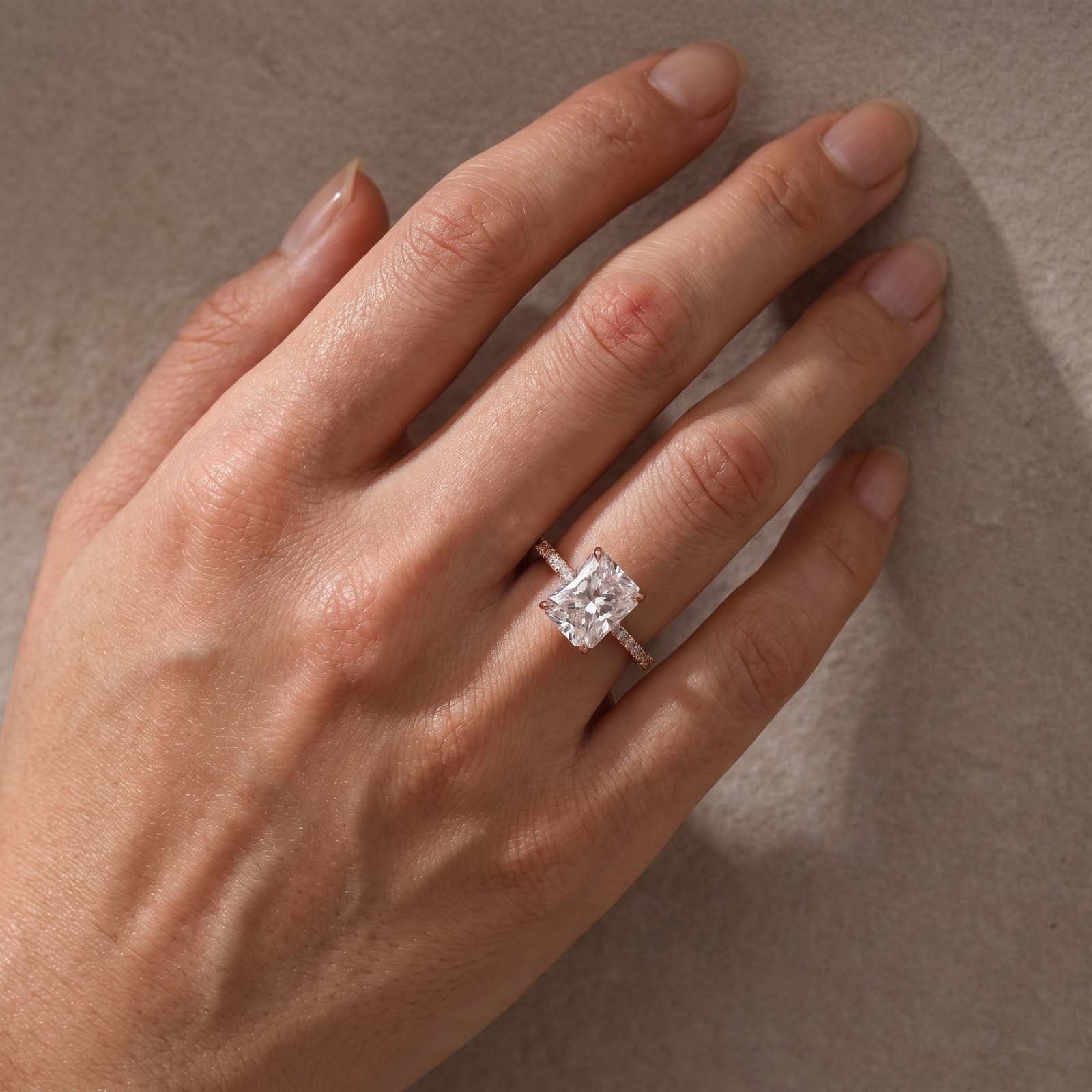 S925 Moissanite 4.0Ct Radiant Cut Concealed Halo Engagement Ring In Sterling Silver Travel Ring