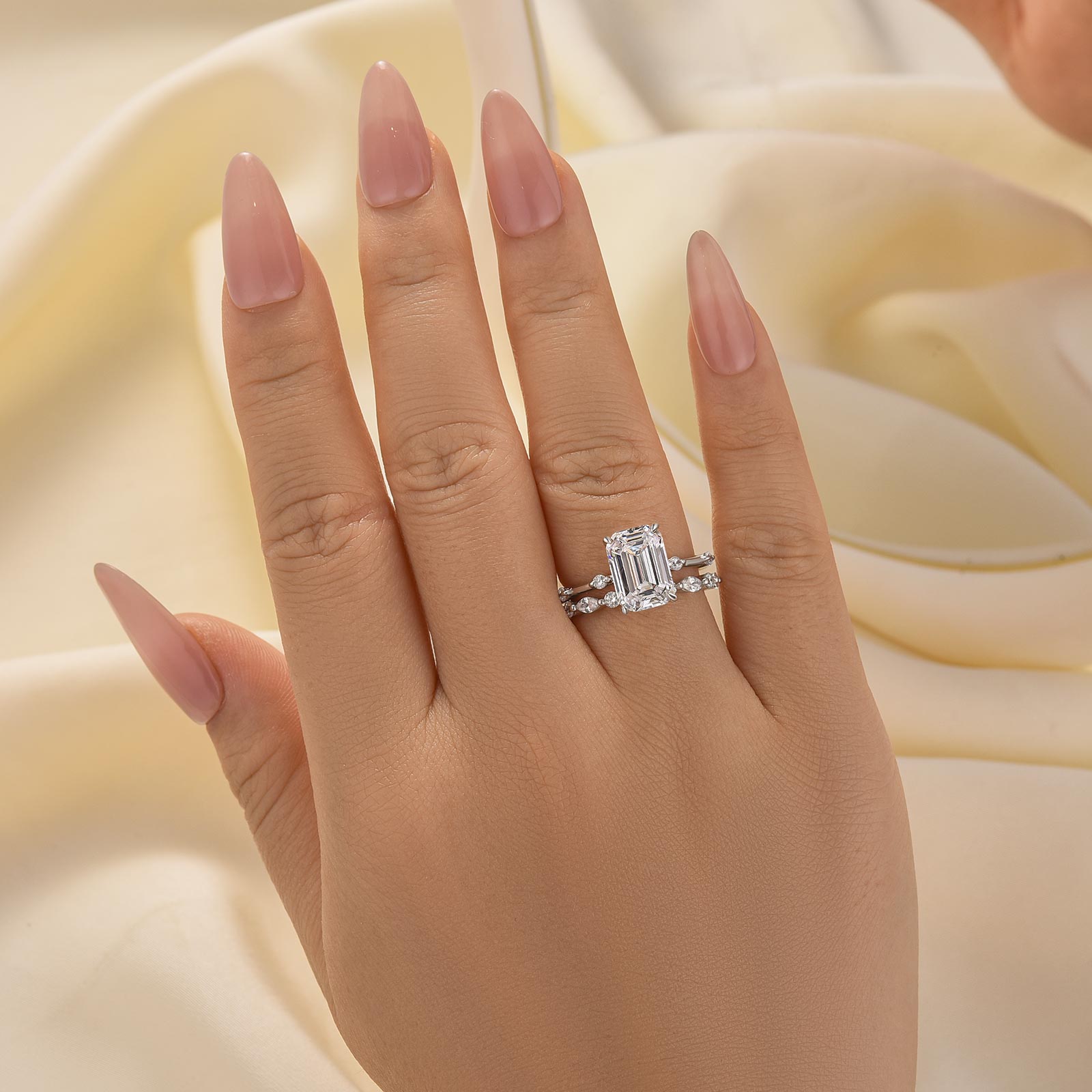 Louily Unique 3.0 Carat Emerald Cut Ring Set For Women