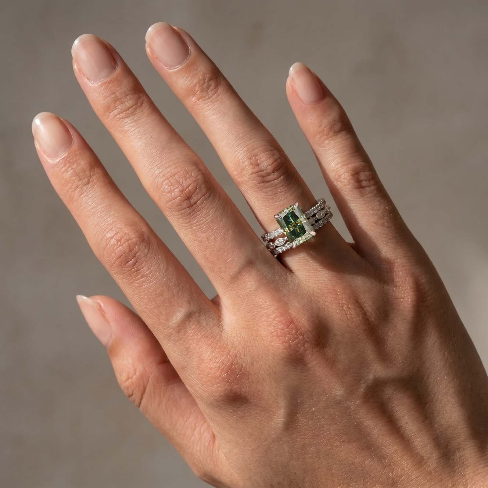 S925 Moissanite 3.5CT Radiant Cut Green Engagement Ring with Round & Marquise Accents Bands
