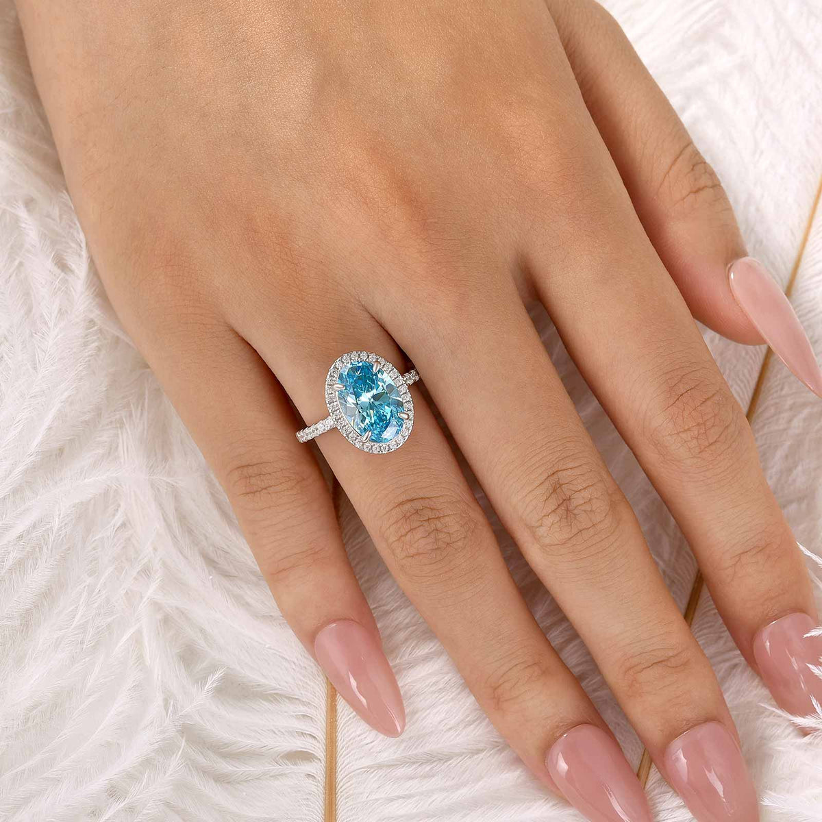 Vintage 4.0 Ct Halo Oval Cut Blue Stone Engagement Ring For Women In Sterling Silver