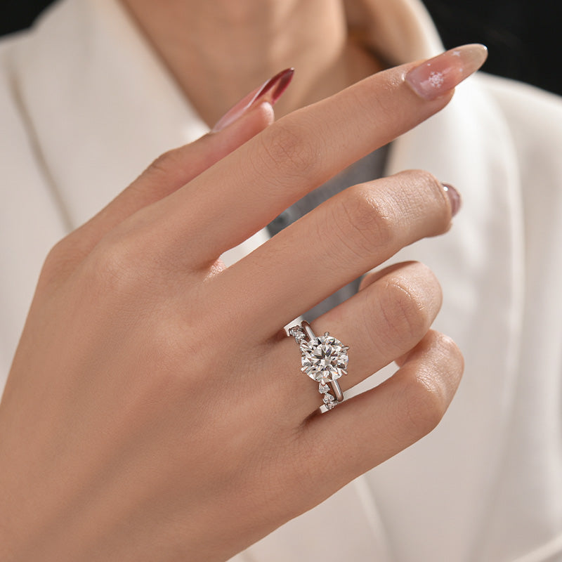 2PC Moissanite 4.0Ct Round Cut Engagement Ring With Pear Cut Wedding Band Wedding Ring Set