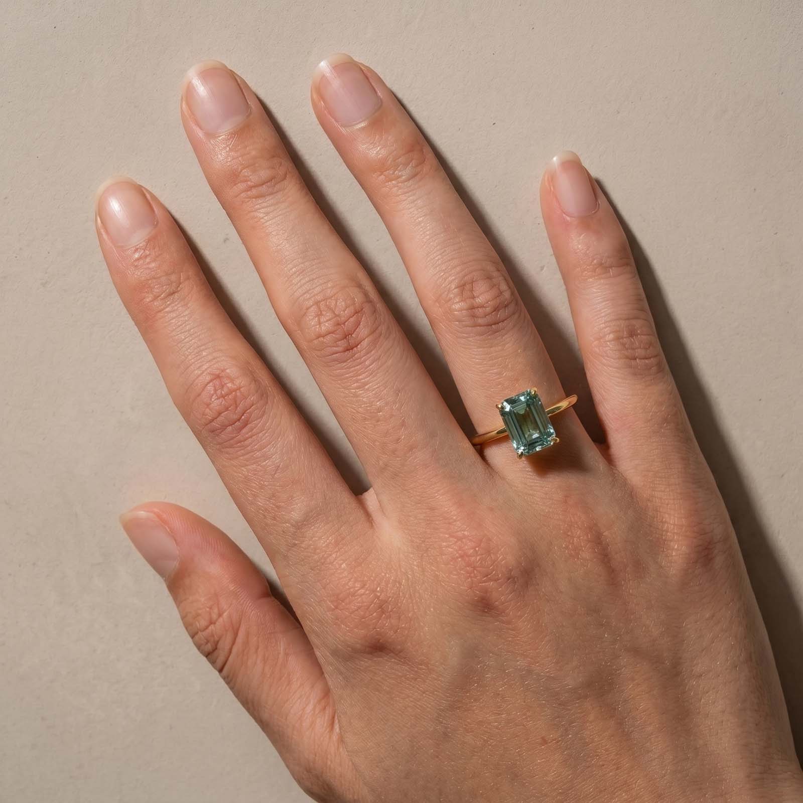 S925 Moissanite 3.5 Carat Emerald Cut Solitaire Travel Ring Engagement Ring For Everyday Wear