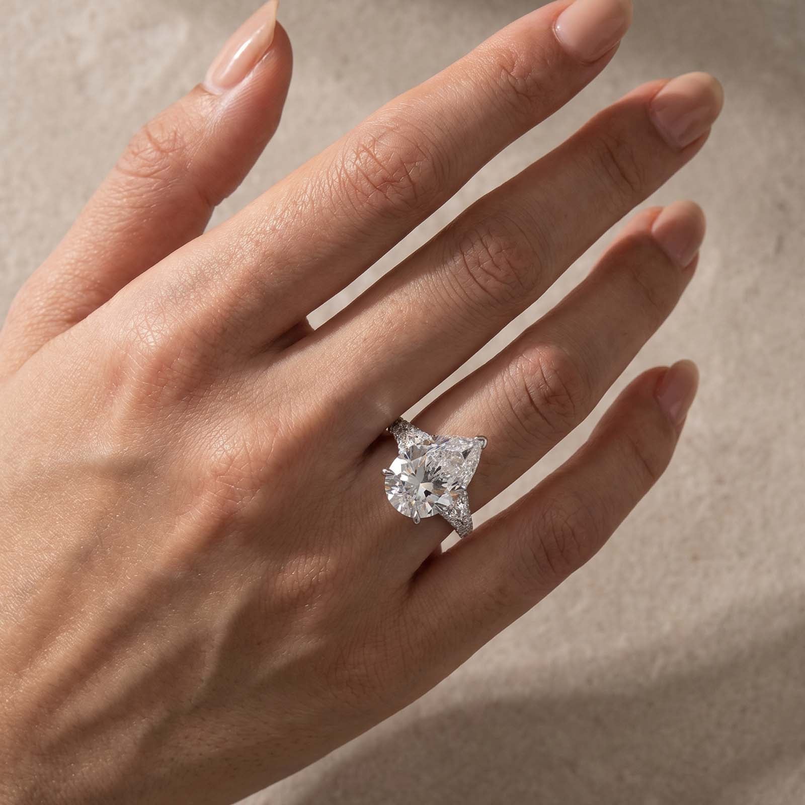 S925 Luxe 8.0Ct Pear Cut Split Shank Engagement Ring in Sterling Silver Statement Ring For Her