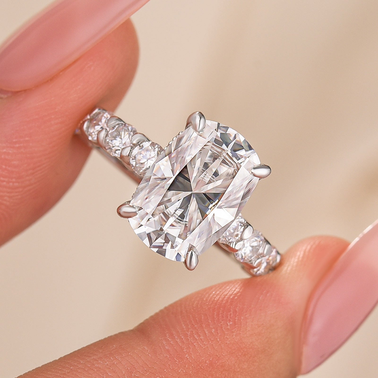 S925 Moissanite 4.5Ct Cushion Cut Hidden Halo Side Stone Everyday Wearable Ring For Women