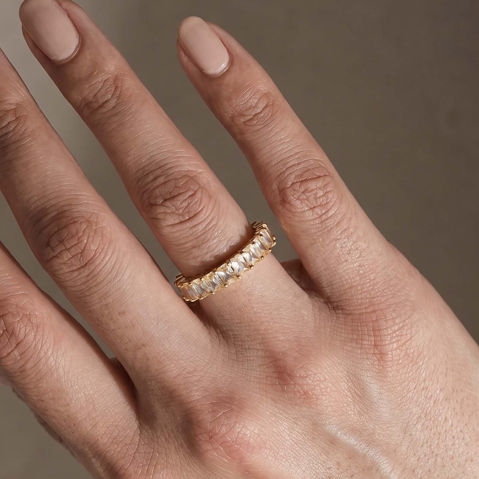 S925 3.5t Radiant Cut Yellow Stone Women's Wedding Band Stackable Ring In Sterling Silver