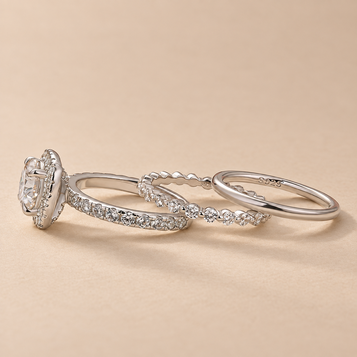 S925 Moissanite 2.0 Ct Halo Round Cut White Gold Wedding Ring Set