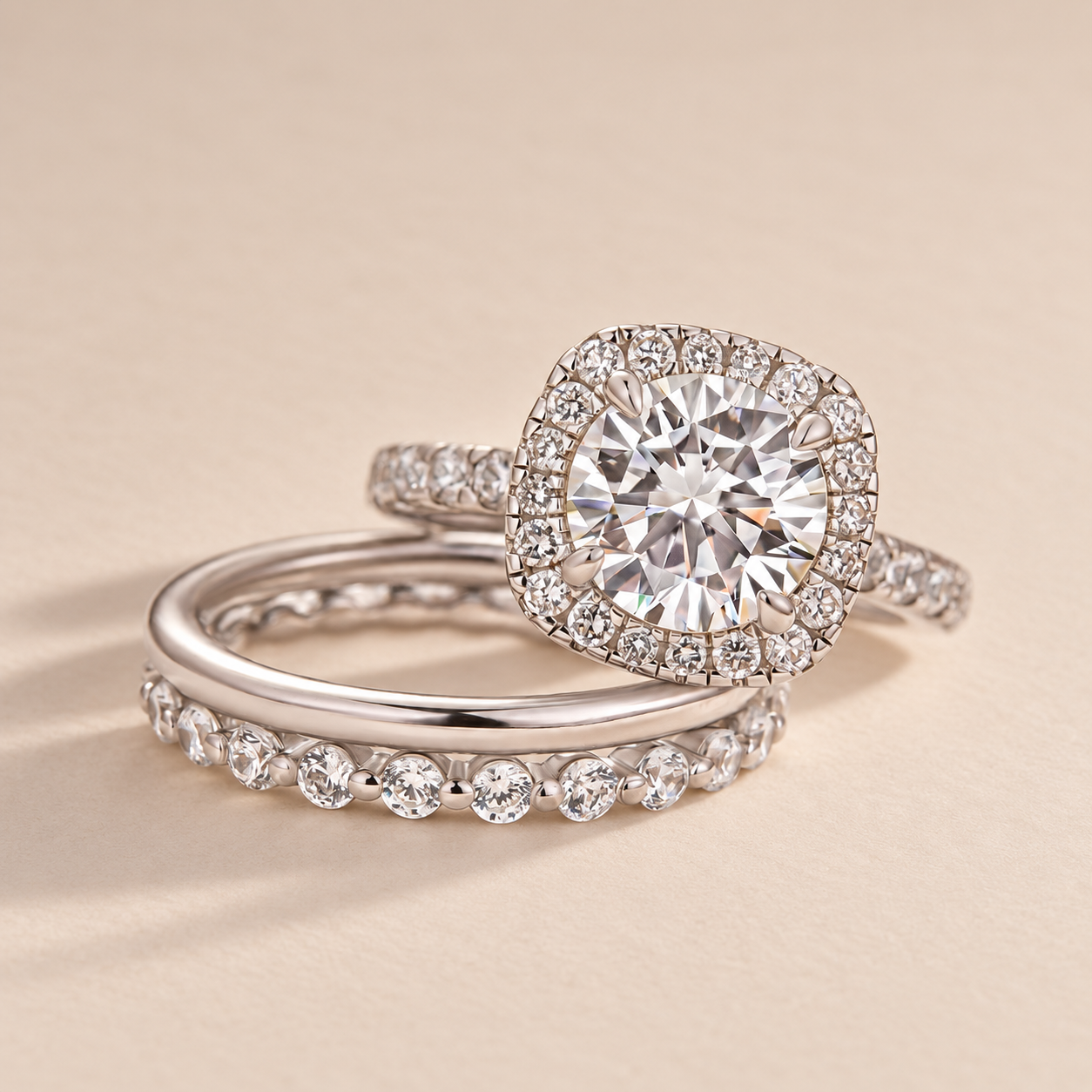 S925 Moissanite 2.0 Ct Halo Round Cut White Gold Wedding Ring Set