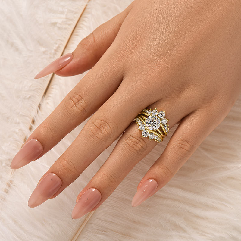 Louily Unique Crown Design Round Cut Insert Wedding Ring Set