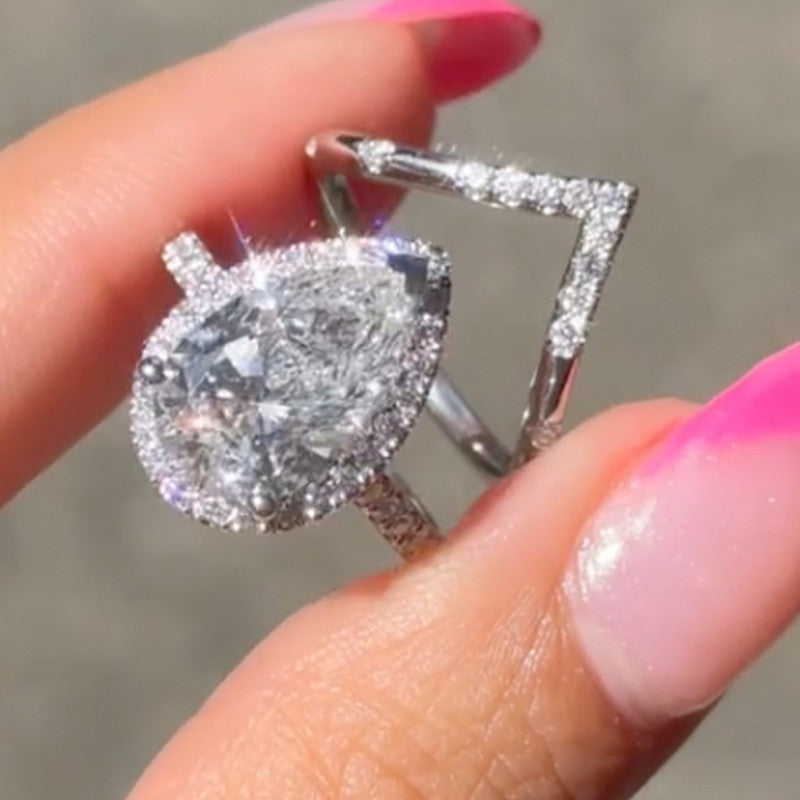 2.2Ct Halo Pear Cut Wedding Ring Set Travel Ring With Curved Wedding Band - louilyjewelry