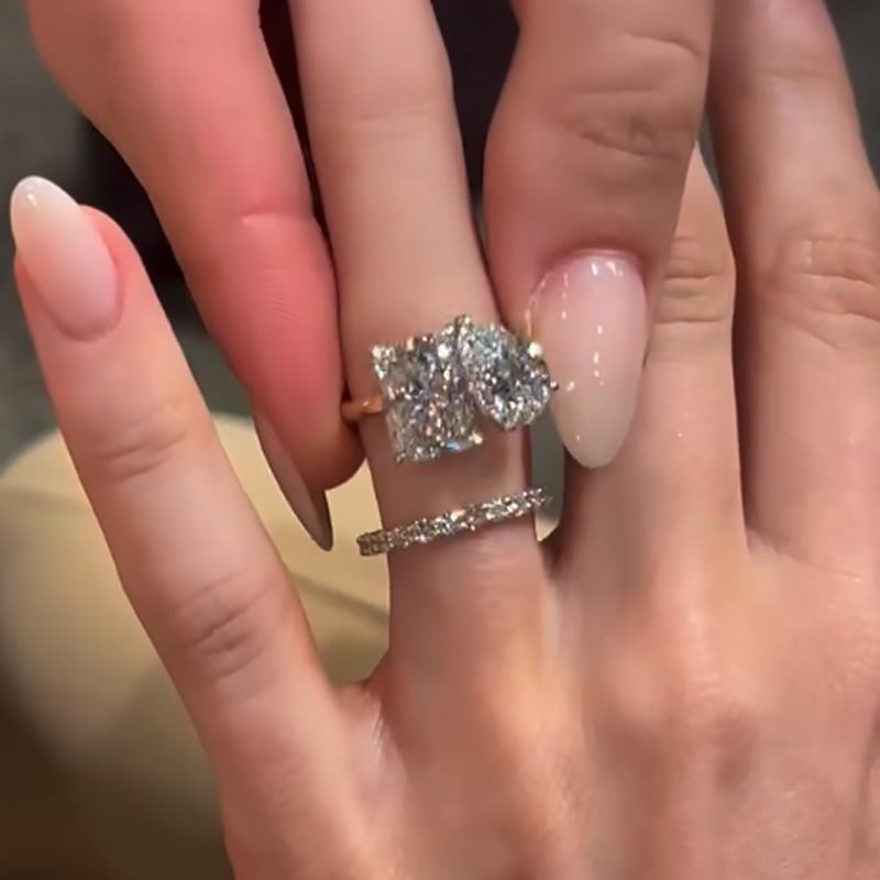 4.8Ct Toi et Moi Radiant & Pear Cut Wedding Ring Set With Classic Wedding Band