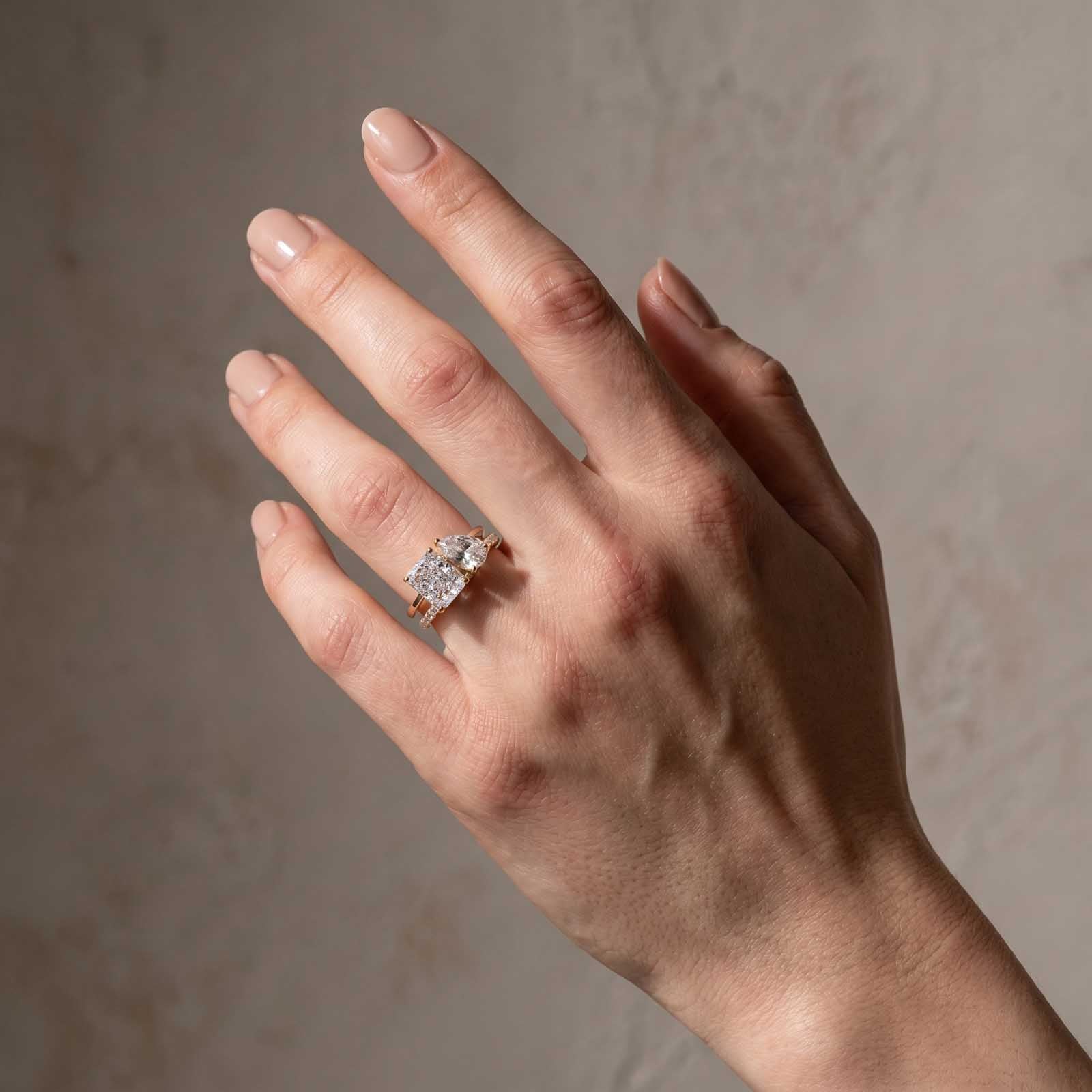 S925 4.8Ct Toi et Moi Radiant & Pear Cut Wedding Ring Set With Classic Wedding Band Date Night Ring Set