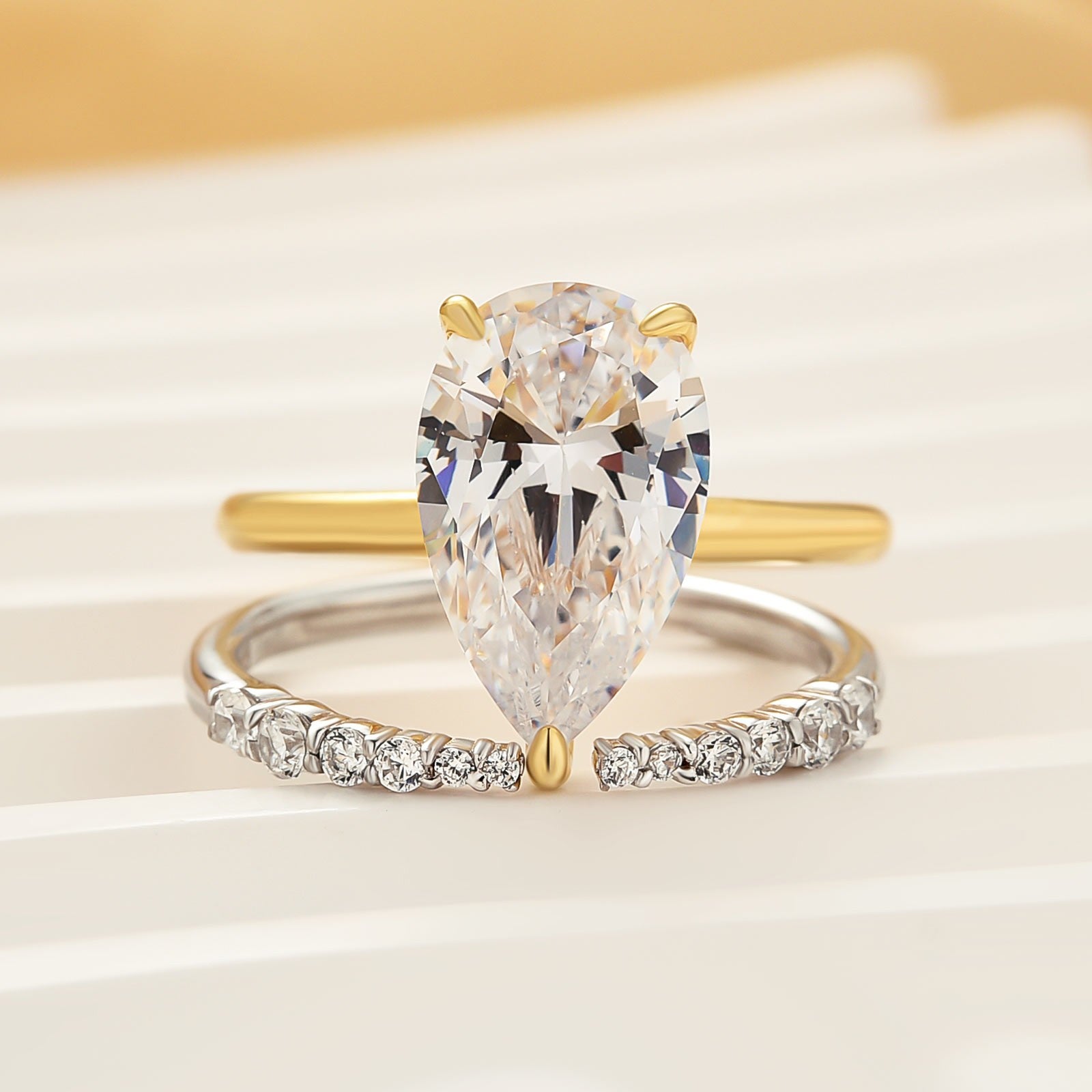 4.0Ct Pear Cut Wedding Ring Set With Classic Wedding Band