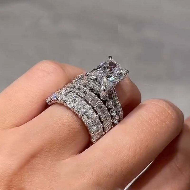4PC 5.0Ct Radiant Cut Wedding Ring Set With Luxe Wedding Bands
