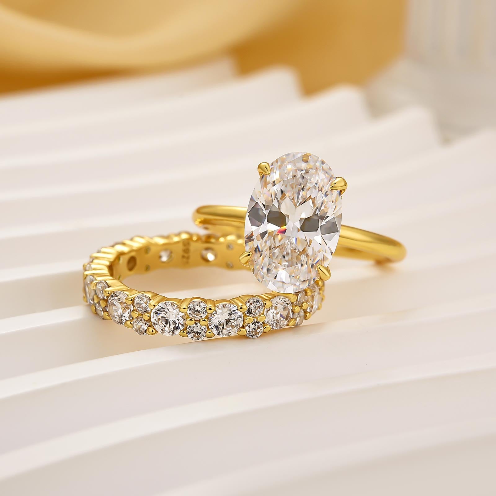 4.0Ct Oval Cut Wedding Ring Set With Round Cut Wedding Band