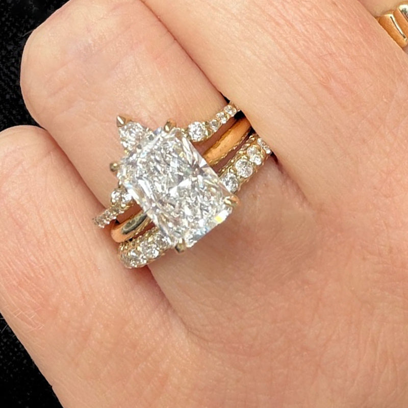 Louily Classic 4.5 Carat Radiant Cut Simulated Diamond Engagement Ring/Wedding Set