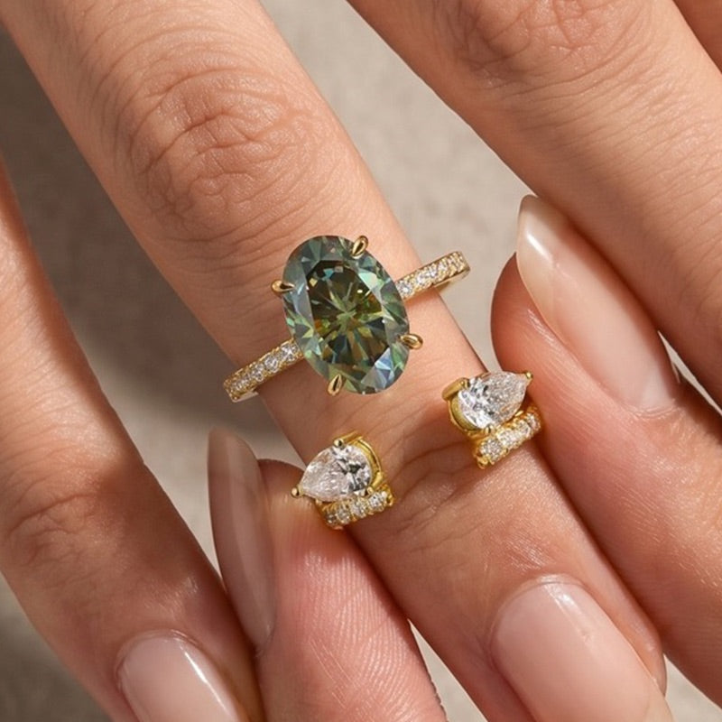S925 Moissanite 4.0Ct Oval Cut Yellow Gold Green Stone Wedding Ring with Pear Cut Wedding Band