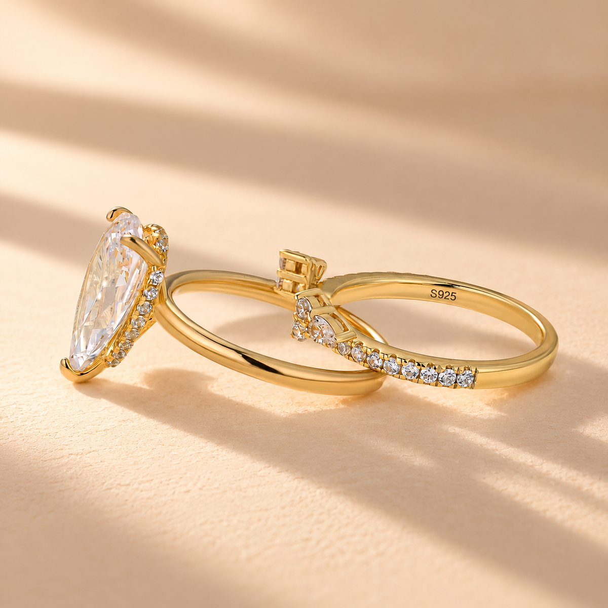 S925 4.0Ct Pear Cut Hidden Halo Enhancer Stackable Wedding Sets For Everyday Wear