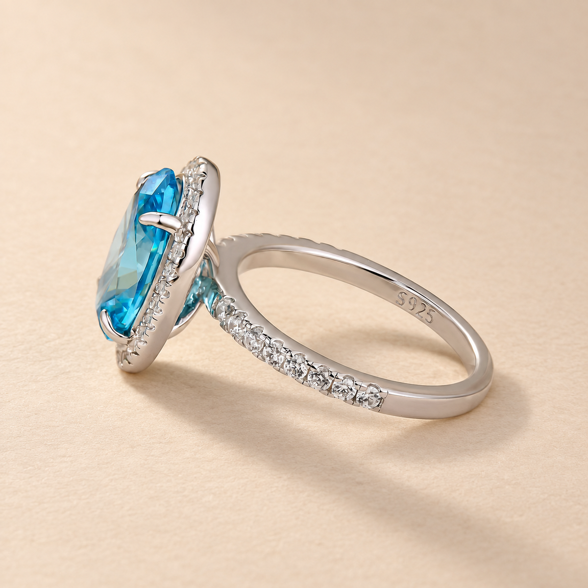 Vintage 4.0 Ct Halo Oval Cut Blue Stone Engagement Ring For Women In Sterling Silver