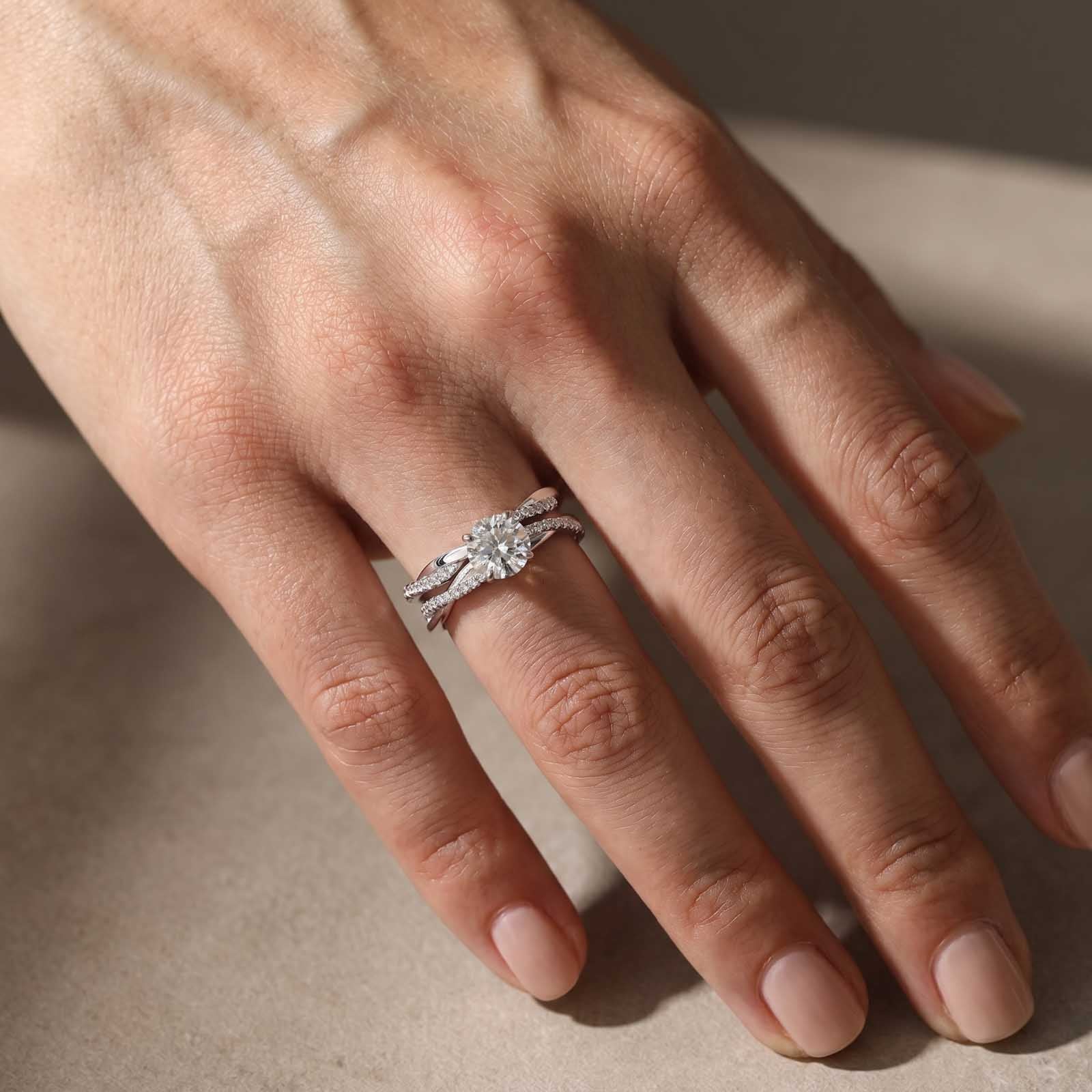 S925 Moissanite 1Ct Round Cut Twist 2PC Bridal Ring Set 18K White Gold Plated Promise Travel Wedding Ring For Women
