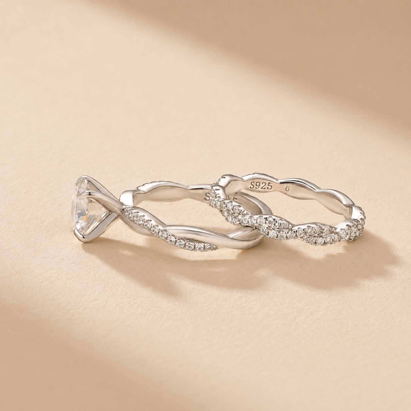 S925 Moissanite 2.0Ct Round Cut Twist Ring Set 18K White Gold Plated Everyday Wear Ring