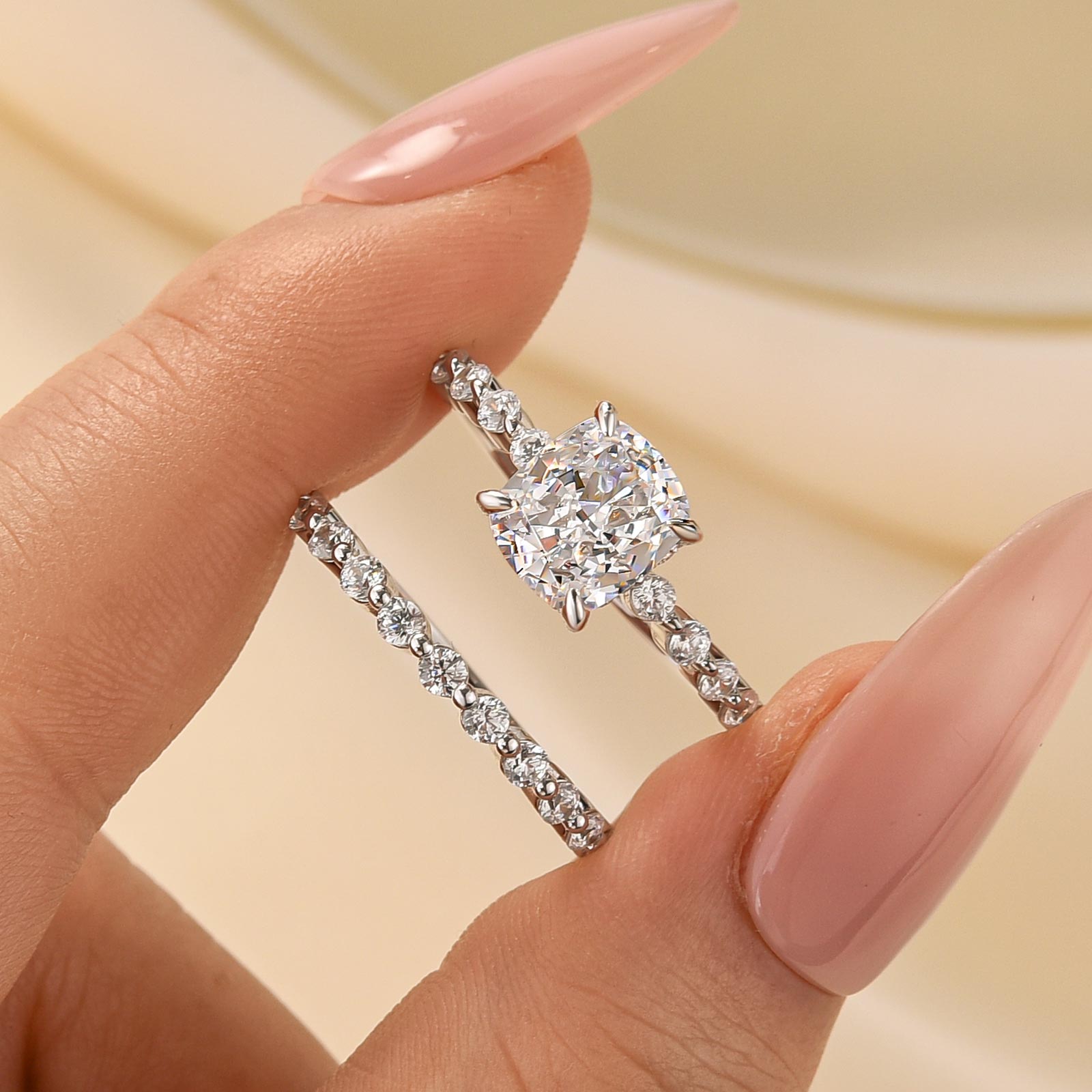 S925 Exquisite 2.0 Carat Cushion Cut Women's Wedding Ring Set In Sterling Silver