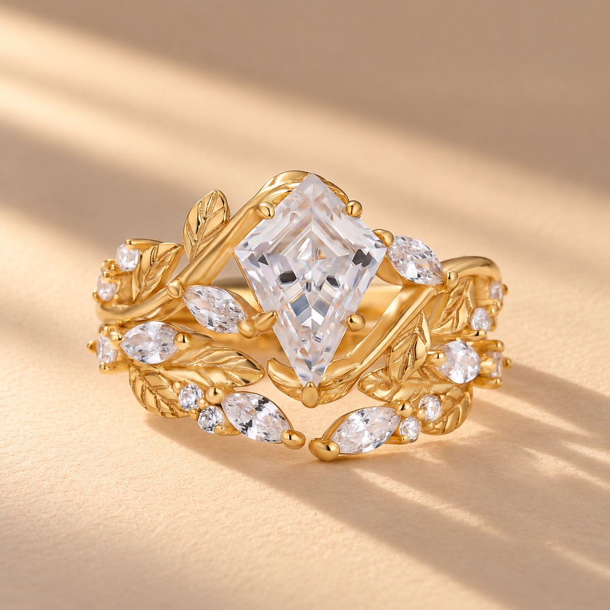 Enhancer Moissanite 2.2Ct Kite Cut Vintage Leaf Vine Wedding Ring Sets In Sterling Silver