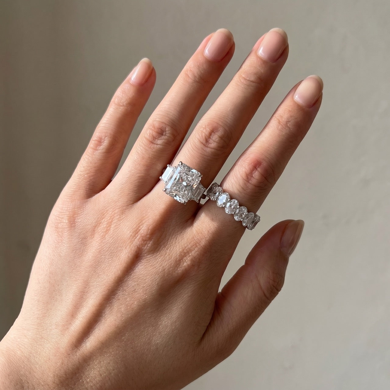 S925 8 Ct Louily Luxurious Three Stone Radiant Cut Wedding Set In Sterling Silver