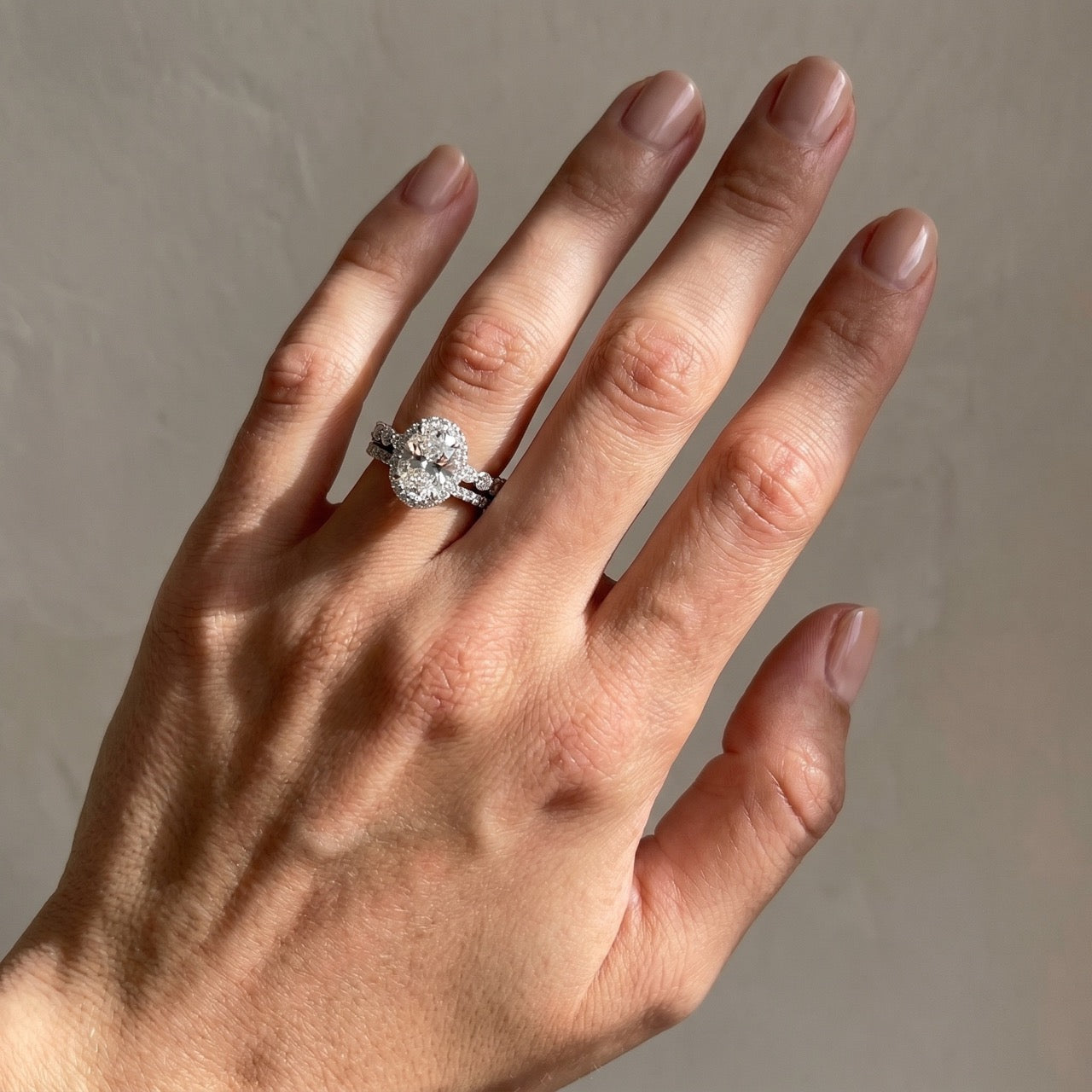 S925 Exquisite Halo Oval Cut Wedding Set For Women In Sterling Silver Travel Ring