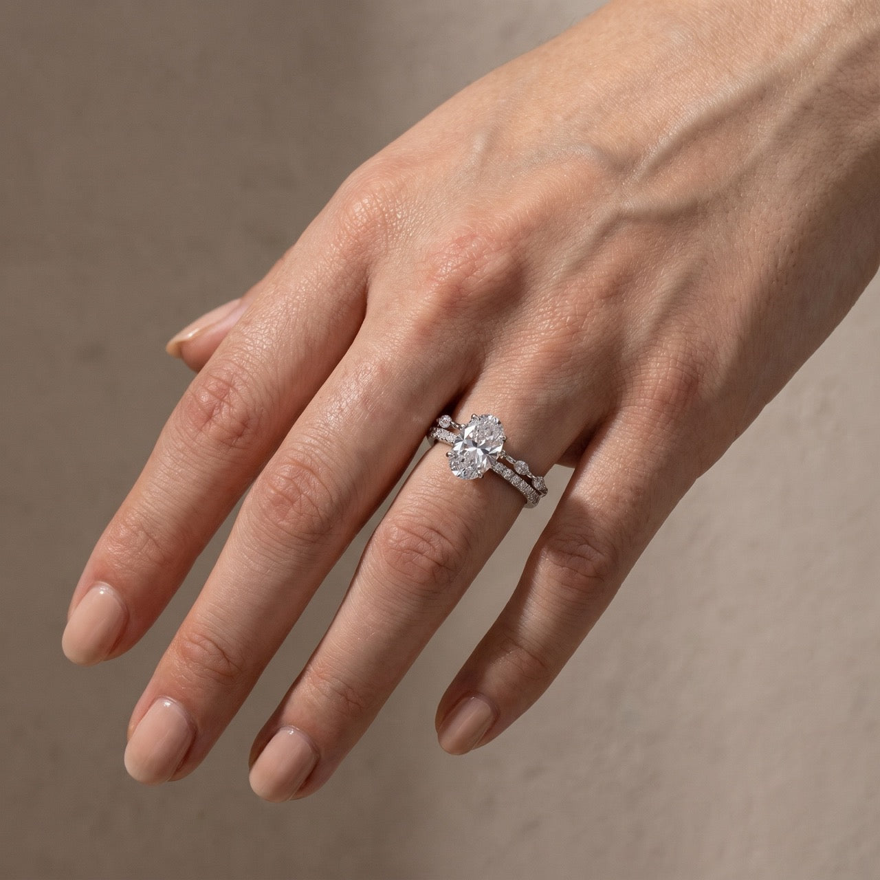 S925 Attractive 2PC 2.5Ct Oval Cut Bridal Wedding Ring Set Stackable Ring Set For Daily Wear
