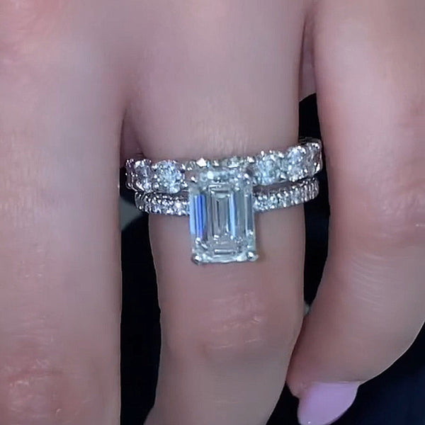 Louily Classic Emerald Cut Wedding Ring Set