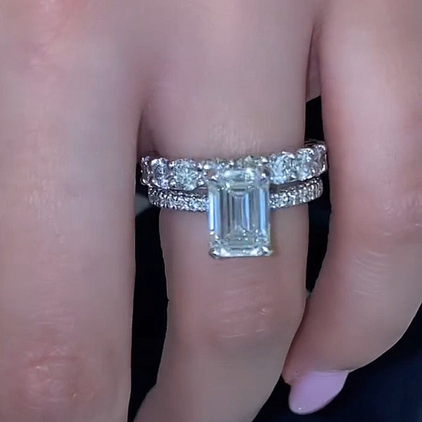 Louily Classic Emerald Cut Wedding Ring Set