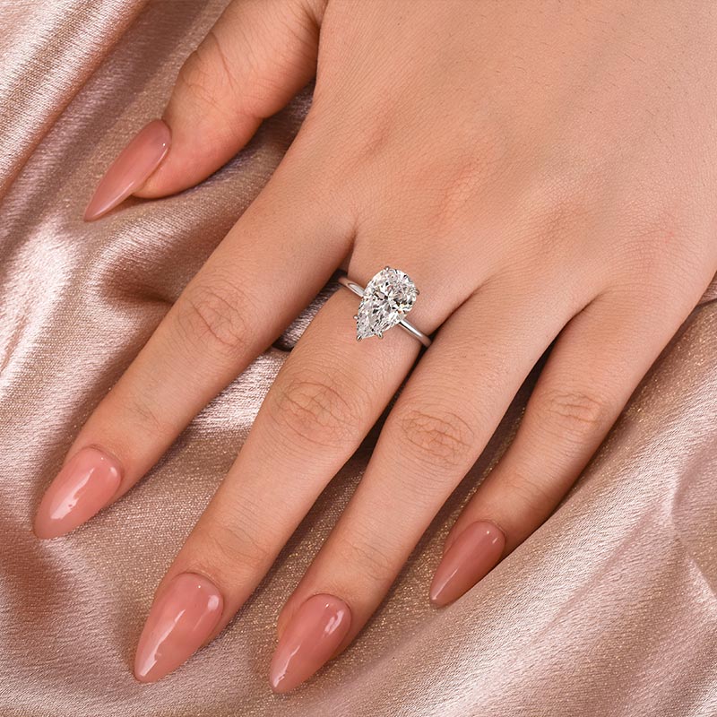 Louily Moissanite 4.0 Ct Pear Cut Engagement Ring For Women - louilyjewelry