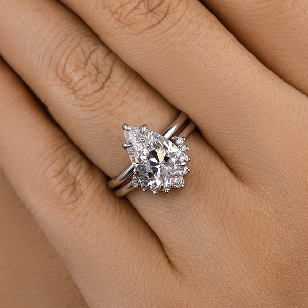 Louily Unique Pear Cut Wedding Set For Women