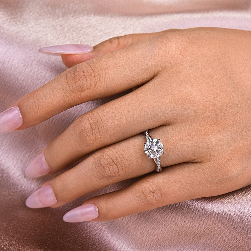 Louily Twist Moissanite 2.0 Carat Round Cut Promise Ring - louilyjewelry