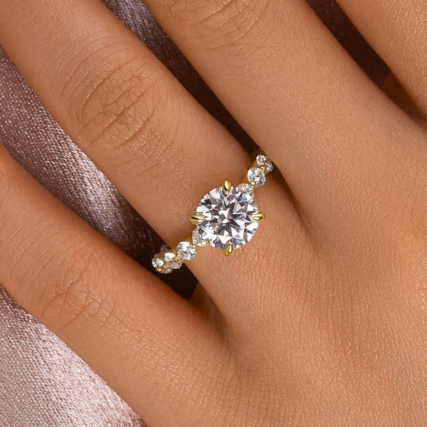 Louily Elegant 2.0 Carat Round Cut Moissanite Engagement Ring