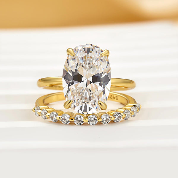 Louily Exquisite Crushed Ice Cushion Cut Wedding Set