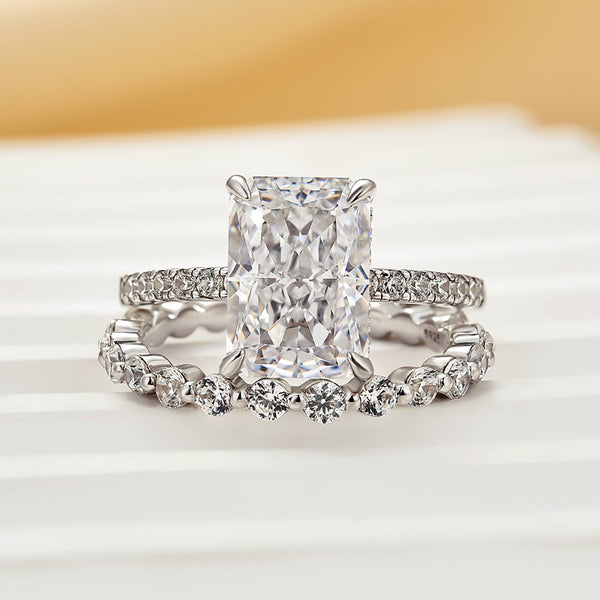 Louily Exquisite Crushed Ice Cushion Cut Wedding Set