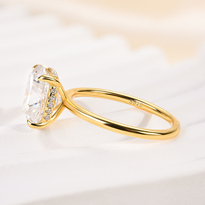 Louily Moissanite Attractive 4.0 Carat Cushion Cut Engagement Ring - louilyjewelry