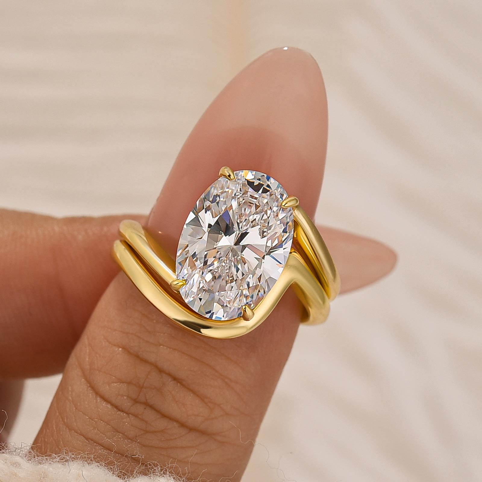 2PC Wedding Sets 4.5Ct Oval Cut Yellow Gold Solitaire Engagement Ring with Curved Wedding Band