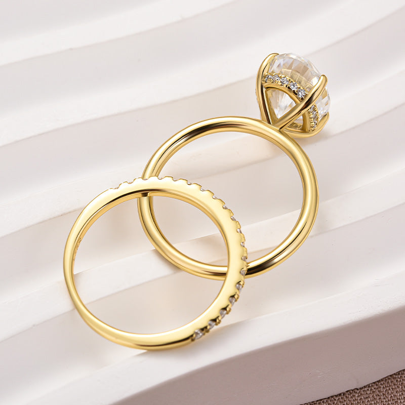 Louily Moissanite 4.0 Ct Hidden Halo Solitaire Oval Cut Wedding Ring - louilyjewelry