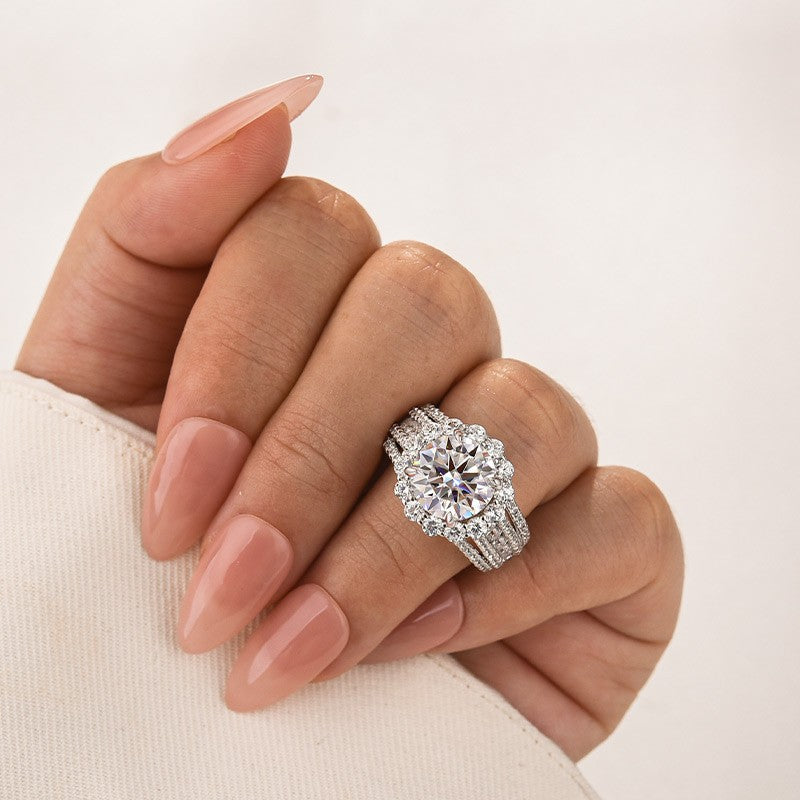 Moissanite Halo Split Shank 4.0Ct Round Cut Engagement Ring - Louily Jewelry