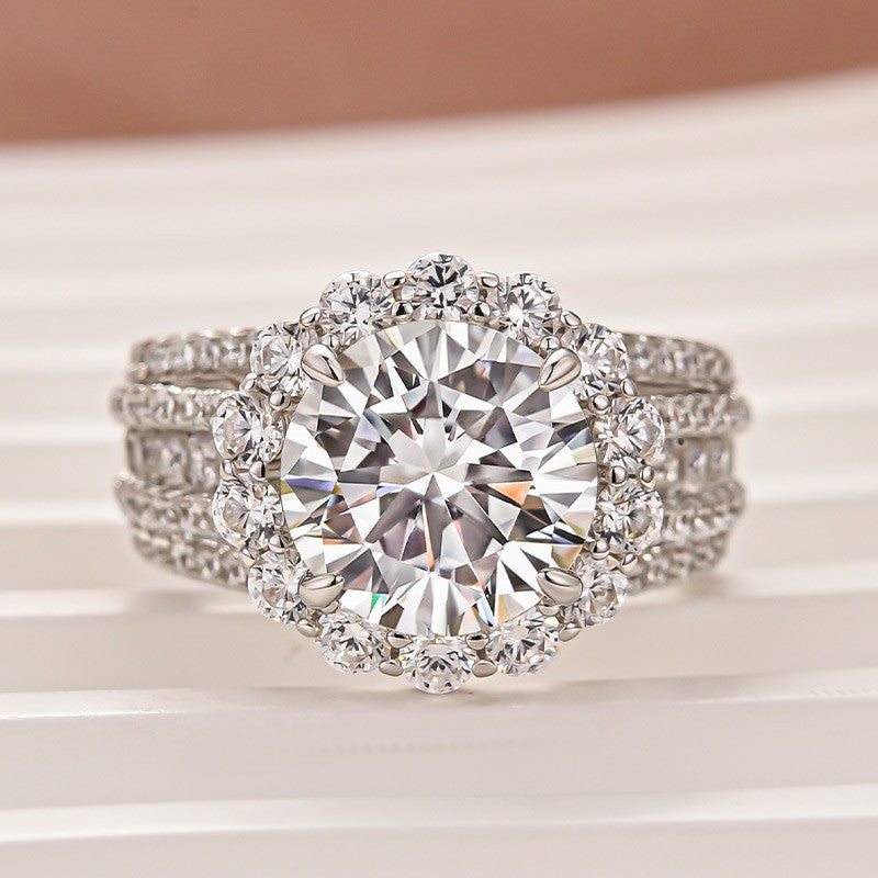 Moissanite Halo Split Shank 4.0Ct Round Cut Engagement Ring