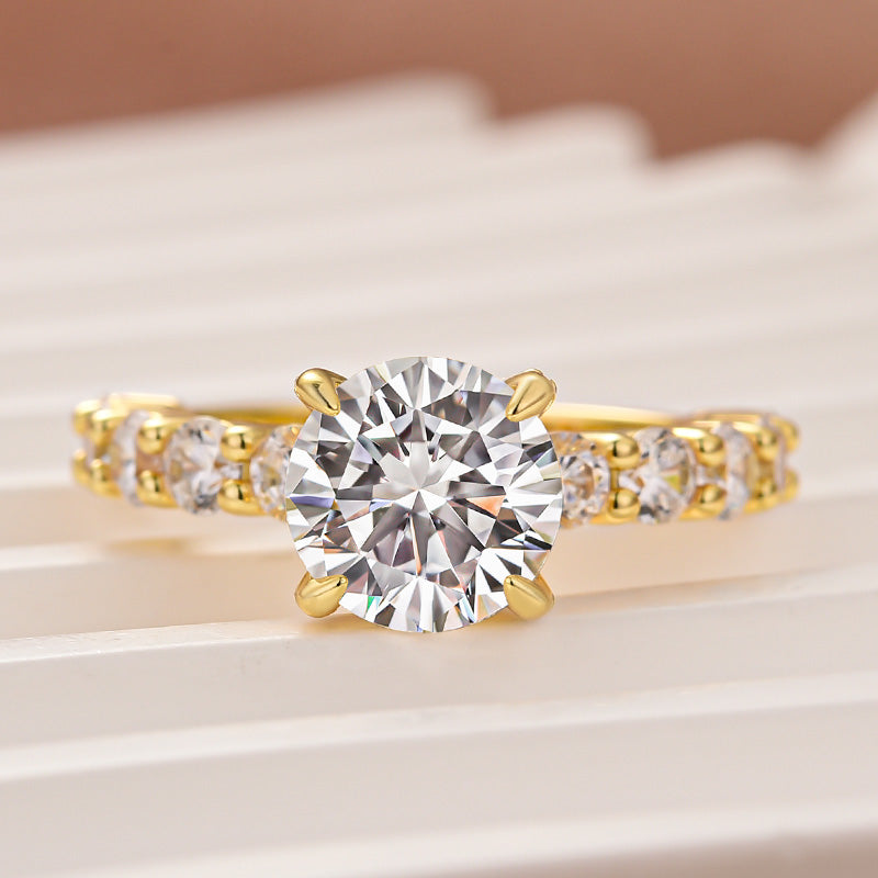 Louily Moissanite 2.0~4.0 Carat Round Cut Engagement Ring