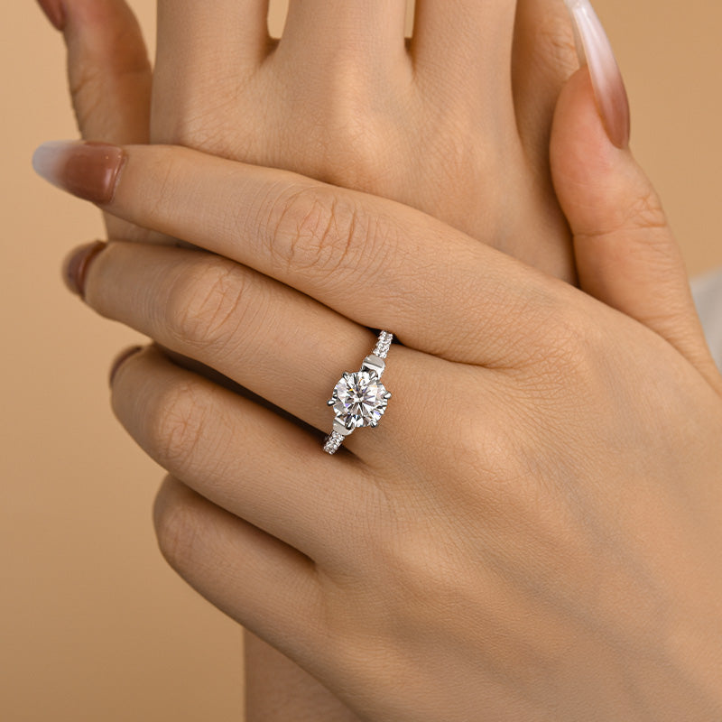 Louily Moissanite Bow Base Design 2.0 Carat Engagement Ring - louilyjewelry